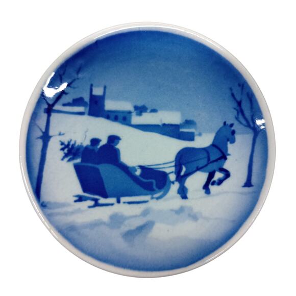 Set Of 6 Royal Copenhagen Collector Mini Plates Delft Blue Wall Decor Denmark 3" - Picture 5 of 8